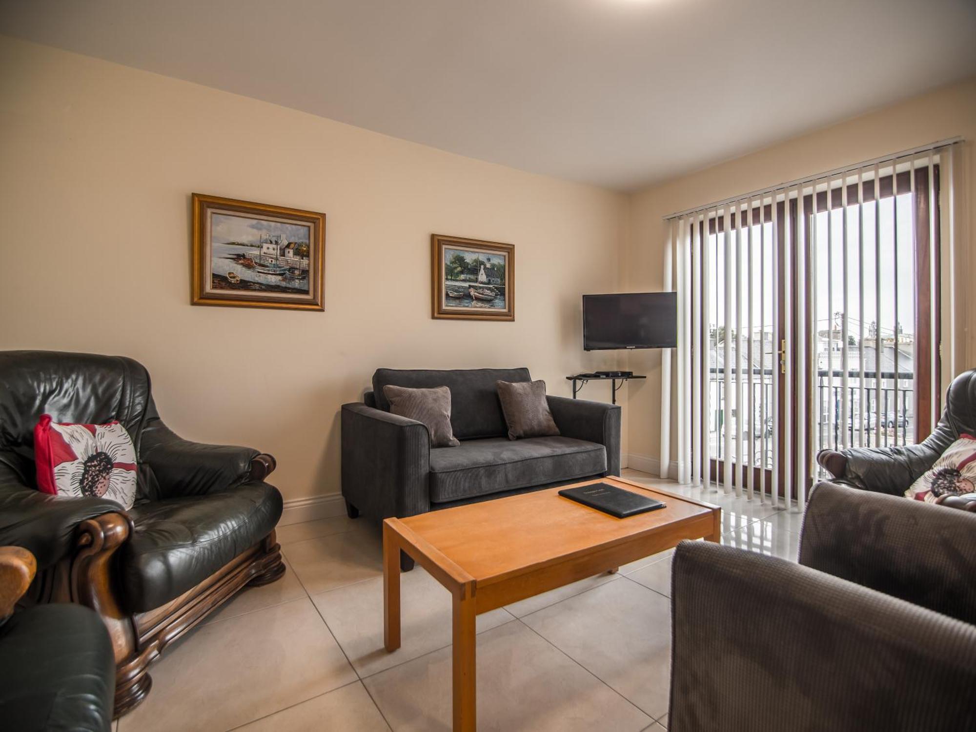 Donegan Court Aparthotel Galway Eksteriør bilde