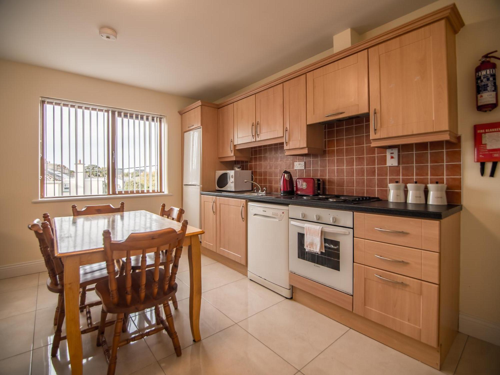 Donegan Court Aparthotel Galway Eksteriør bilde