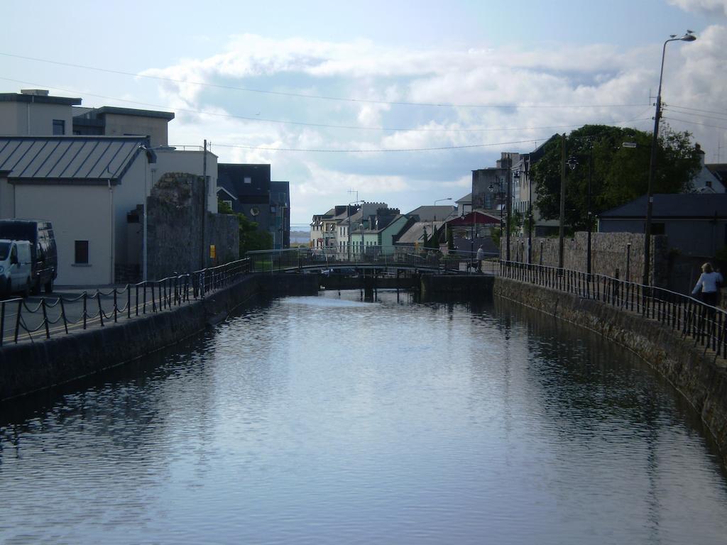 Donegan Court Aparthotel Galway Rom bilde