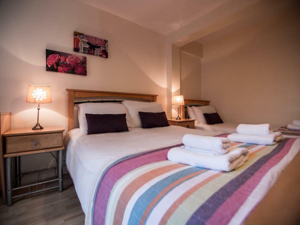 Donegan Court Aparthotel Galway Eksteriør bilde