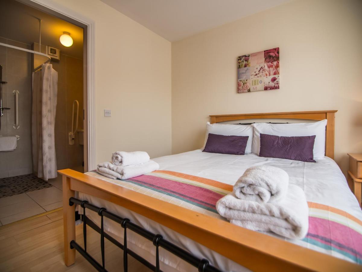 Donegan Court Aparthotel Galway Eksteriør bilde