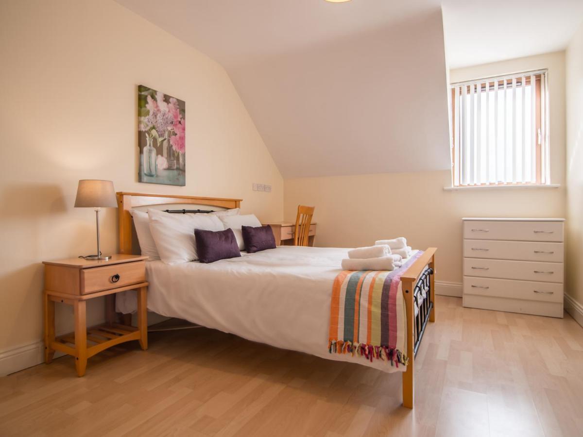 Donegan Court Aparthotel Galway Eksteriør bilde